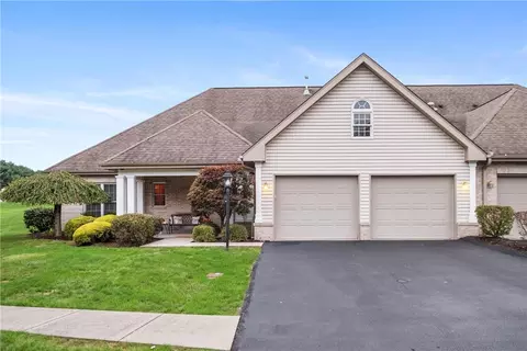 262 Hytyre Farms Dr, Gibsonia, PA 15044