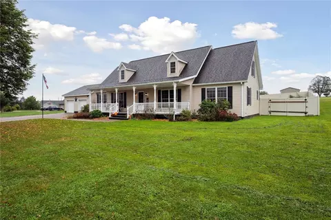 219 Elderton Heights Rd, Elderton, PA 15736 photo 3