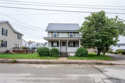 95 E Harrison Ave, Latrobe, PA 15650
