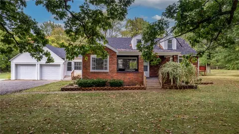 4190 Mitchell Rd, New Castle, PA 16105