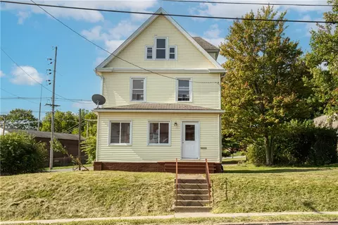 1730 E Washington St, New Castle, PA 16101