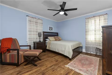 Bedroom - 3912 Franklin Rd, Pittsburgh, PA 15214 photo 3 of 5