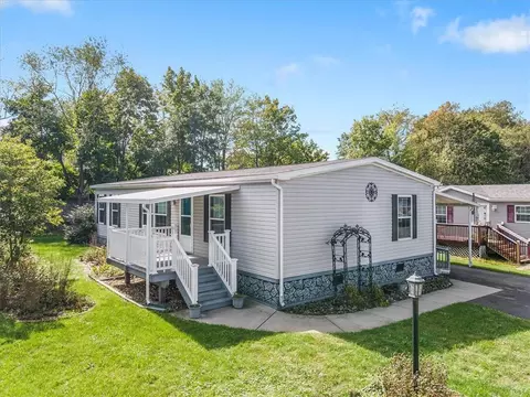 618 Country Vue Ct, Cranberry Township, PA 16066
