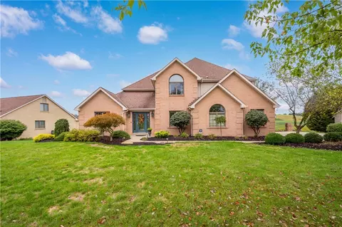 216 Fox Run Dr, Venetia, PA 15367