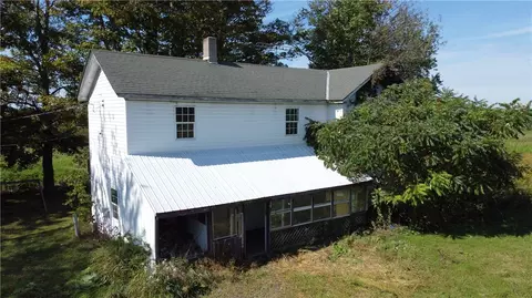 20424 Humes Hill Rd, Cambridge Springs, PA 16403