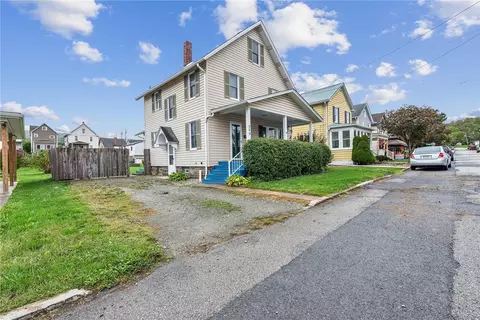 249 W Owens Ave, Derry, PA 15627