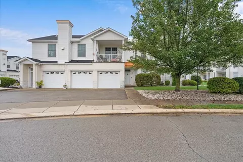 238 Adams Pointe Blvd #7, Mars, PA 16046