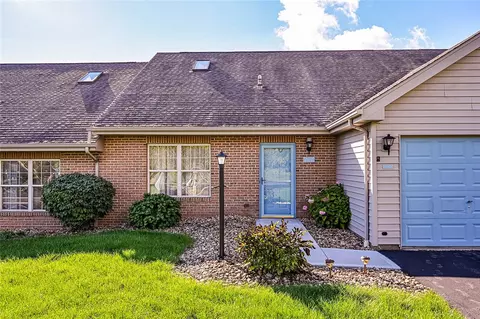 202 Draw Bridge Ct #202, Greensburg, PA 15601