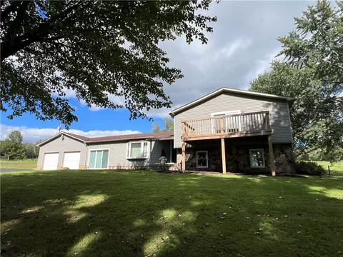 384 Grove Rd, Mercer, PA 16137
