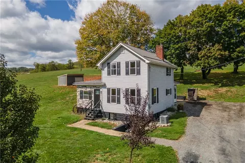 1058 Wilson Rd, Washington, PA 15301