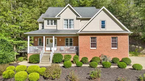 501 Center Grange Rd, Monaca, PA 15061