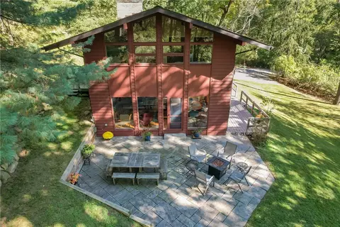 5099 Wexford Run Rd, Wexford, PA 15090