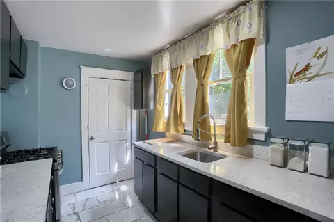 809 6th St, Braddock, PA 15104 photo 20