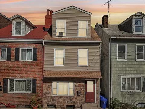 1709 Mary St, Pittsburgh, PA 15203