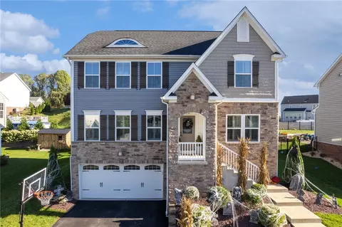 370 Brandywine Dr, Irwin, PA 15642