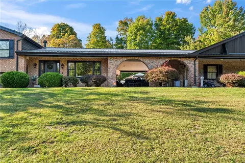 2700 Us Route 30, Hookstown, PA 15050