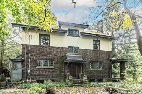 9345 Highland Rd, Pittsburgh, PA 15237