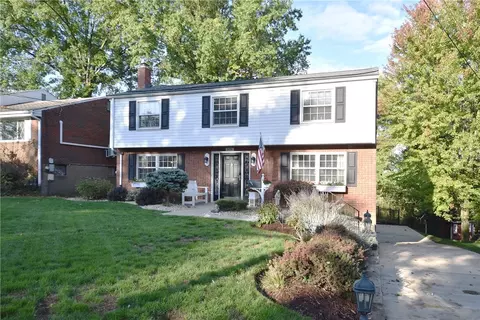 5376 Hacienda Dr, Pittsburgh, PA 15236