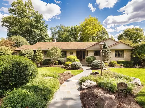 35 Glen Ridge Ln, Pittsburgh, PA 15243