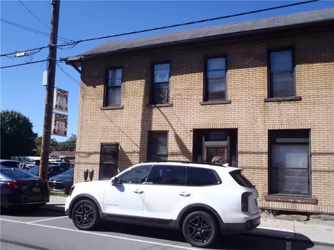 218-220 S 2nd Ave, Elizabeth, PA 15037