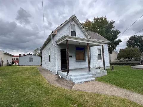 206 Frank St, Homestead, PA 15120