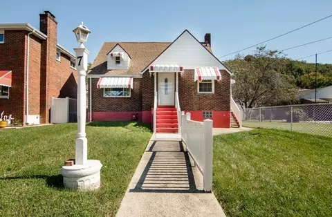 7 Monongahela Ave, Glassport, PA 15045