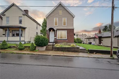 422 Guy St, Jeannette, PA 15644