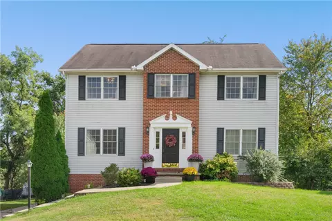 1212 Crescent Boulevard Ext, Crescent, PA 15046