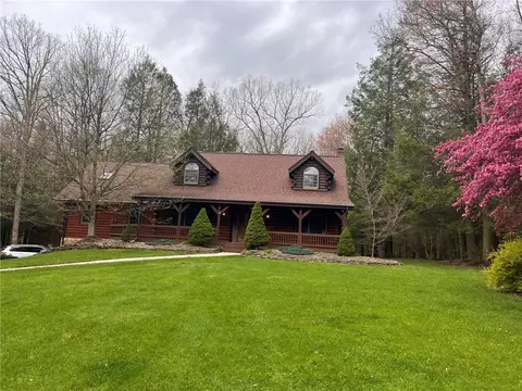 245 Hemlock Ln, Penn Run, PA 15765
