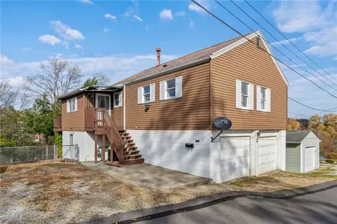 135 Spence St, Canonsburg, PA 15317