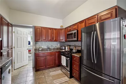 512 10th St, Irwin, PA 15642 photo 9