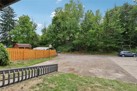 512 10th St, Irwin, PA 15642 photo 33