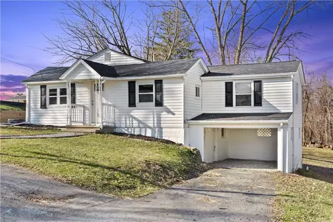 1286 Wickerham Dr, Monongahela, PA 15063