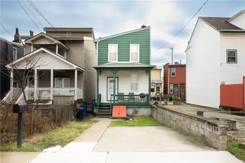 4552 Carroll St, Pittsburgh, PA 15224