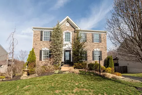128 Tuscany Estate Dr, Finleyville, PA 15332