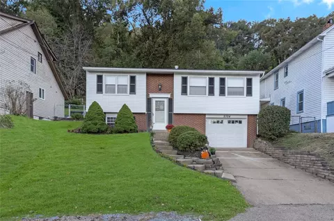 2324 Stratford Ave, Coraopolis, PA 15108