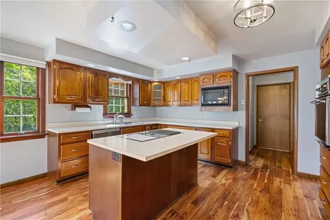 11745 Frieda Dr, Irwin, PA 15642 photo 7