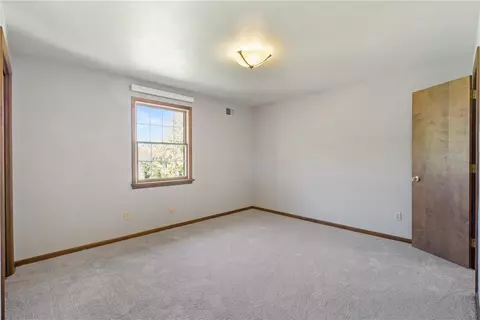 11745 Frieda Dr, Irwin, PA 15642 photo 17