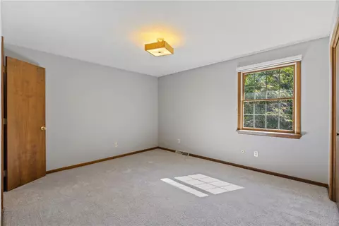 11745 Frieda Dr, Irwin, PA 15642 photo 18