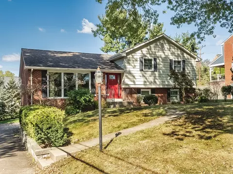 1802 Tyris Dr, Pittsburgh, PA 15241