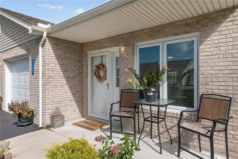 727 Crimson St, Latrobe, PA 15650