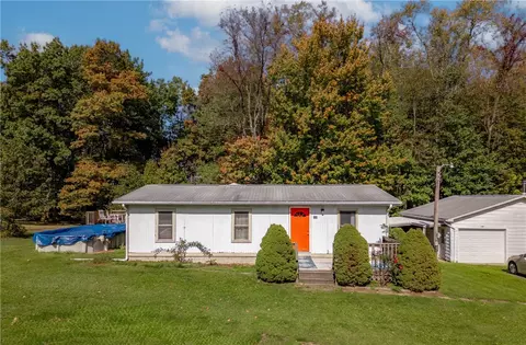 104 Rose Dr, Connoquenessing, PA 16027