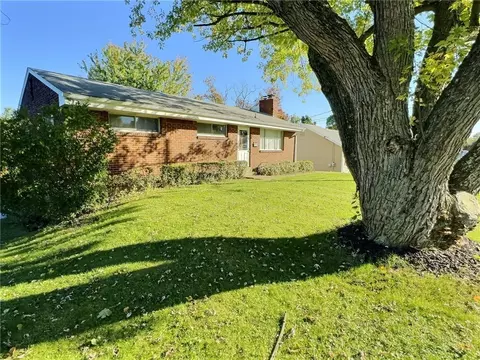 141 Delaware Dr, Butler, PA 16001