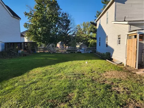 709 N 7th St, Apollo, PA 15613 photo 4
