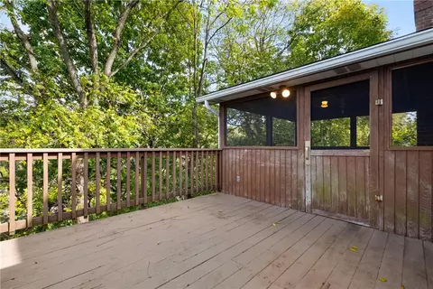 Exterior - 522 Upper Rd, Pittsburgh, PA 15228 photo 6 of 12