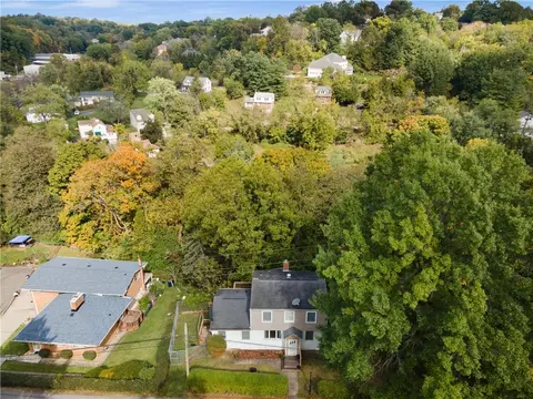 View/Area - 522 Upper Rd, Pittsburgh, PA 15228 photo 1 of 3