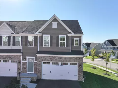 250 Cranesbill Dr, Mars, PA 16046