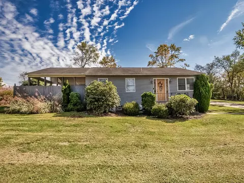 5060 Hardt Rd, Gibsonia, PA 15044