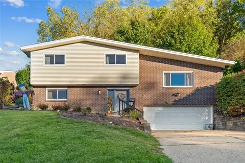 105 Susan Dr, Pittsburgh, PA 15220