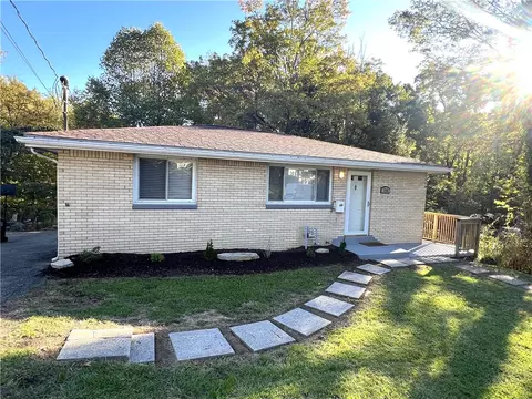 2081 Constitution Blvd, Mckeesport, PA 15135